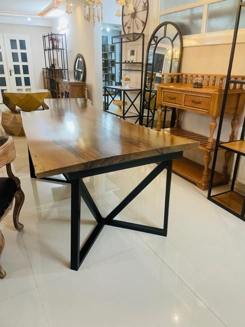 ناهار خوری مینیمال