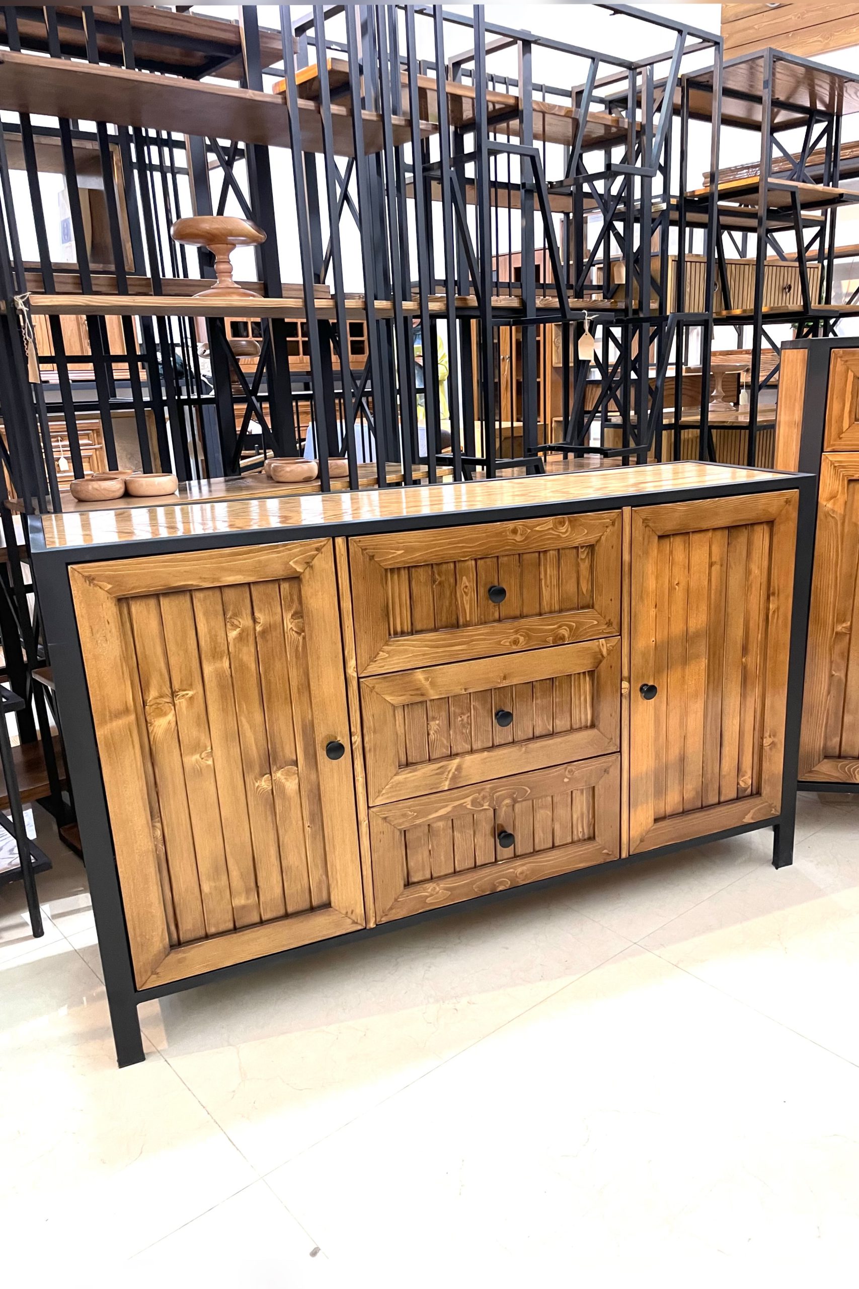 کنسول و جاکفشی چوب و فلز